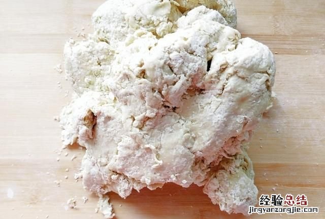 手擀面的做法,手擀面的正确做法
