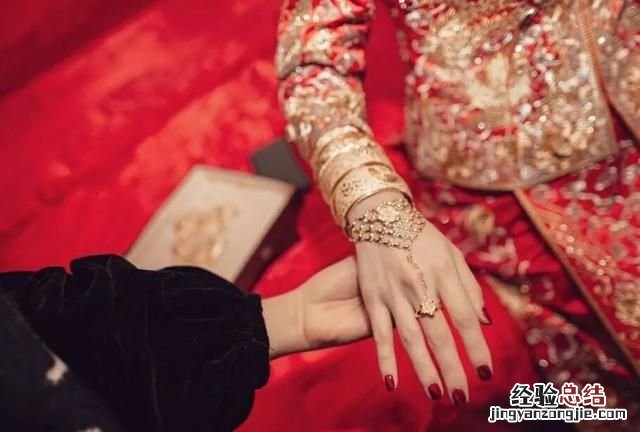 结婚的三金买什么价格比较好,四川结婚给女方准备三金吗