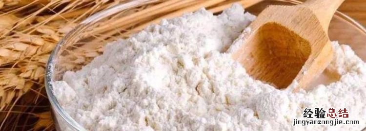 全麦粉和小麦粉的区别是什么，大麦粉和全麦面粉有什么区别