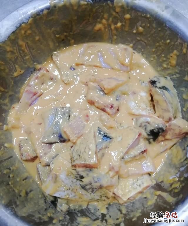 炸鱼用生粉还是面粉好,炸鱼用生粉好还是用面粉好