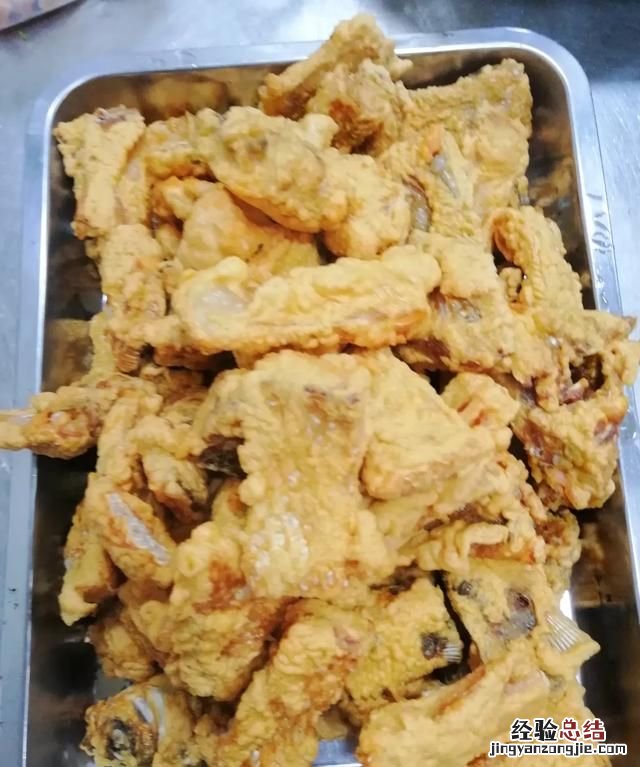 炸鱼用生粉还是面粉好,炸鱼用生粉好还是用面粉好