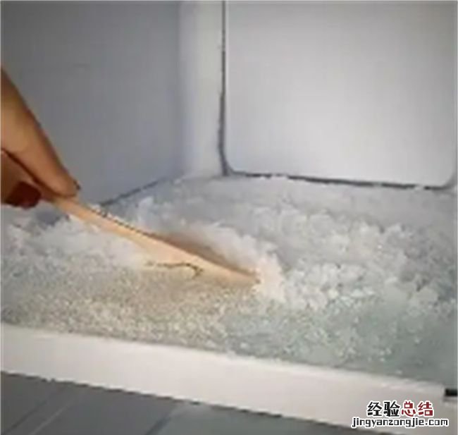 冰箱结冰了是不是就不制冷了,风冷冰箱冷凝器结冰不制冷怎么办