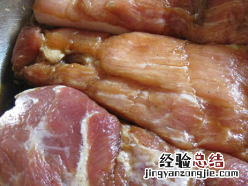 腌腊肉用热盐还凉盐,为什么腌腊肉要把食盐炒热