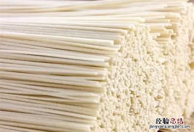 清水煮挂面能减肥,清水煮火锅蘸麻酱会胖