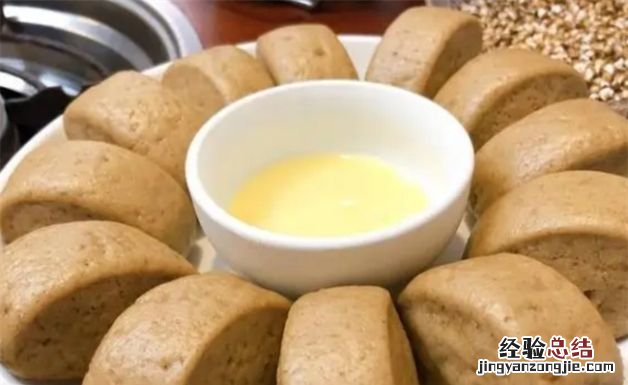 青稞馒头的热量高