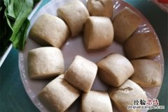 青稞馒头的热量高