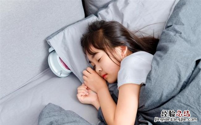 宝宝睡觉磨牙是肚子有虫