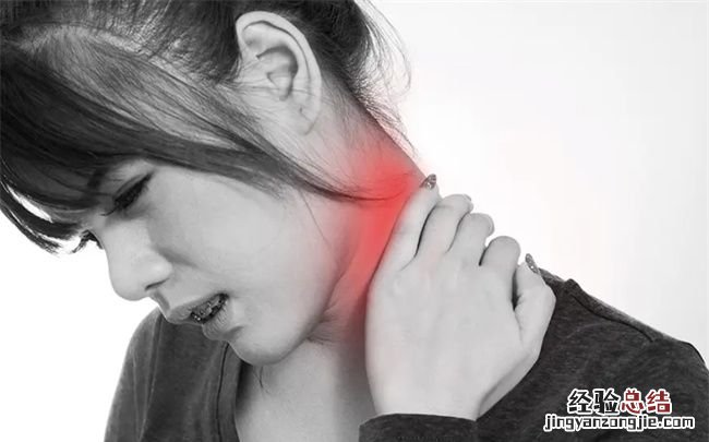 穿挂脖吊带脖子疼正常