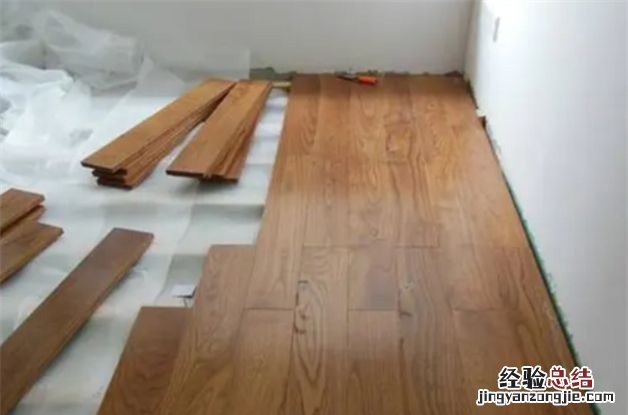 买二手房的木地板要不要换掉