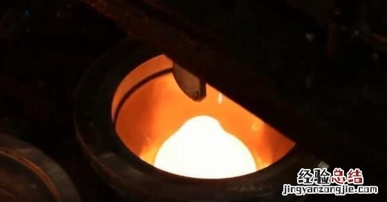 玻璃是液体还是固体呢