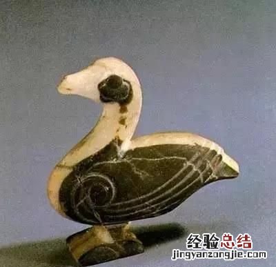 春江水暖鸭先知中的鸭是指鸳鸯吗