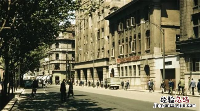 上海0月份能穿短袖，我想问下上海几月份开始穿短袖了