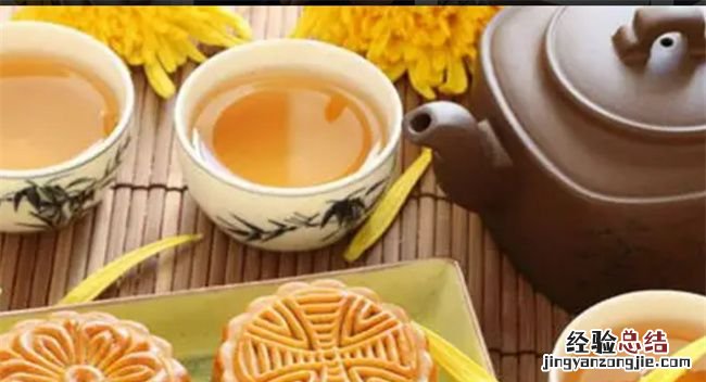 月饼和茶怎么搭配好,月饼配什么一起吃最好