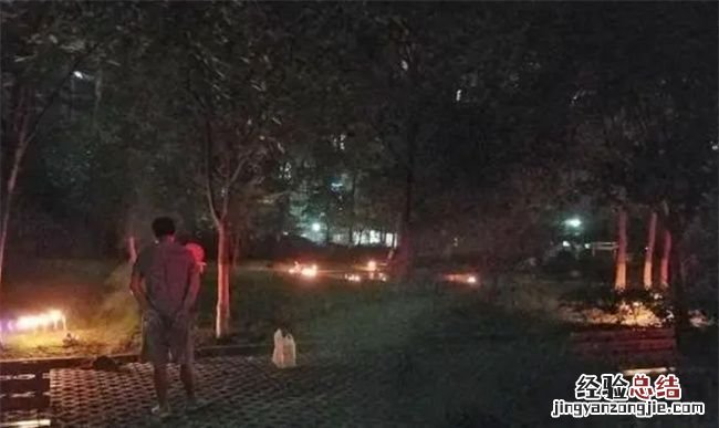 七月半可以出门吗，七月半晚上能不能在小区里走