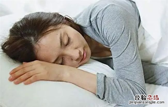 坐月子很少躺着会落下毛病，坐月子对于女生来说很重要吗
