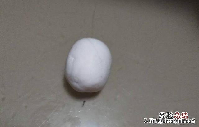 怎么用橡皮泥做小人物