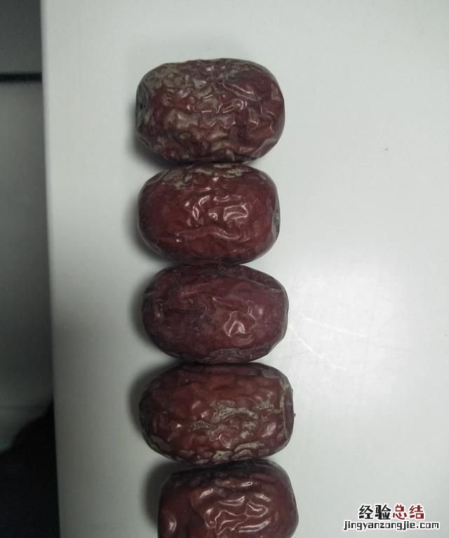 什么样的干红枣才是好枣,泡红枣水用什么样的红枣最好