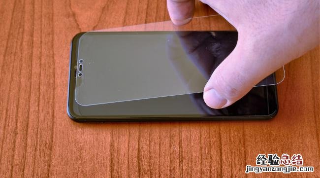 手机锁屏键被胶水沾住了怎么办呢