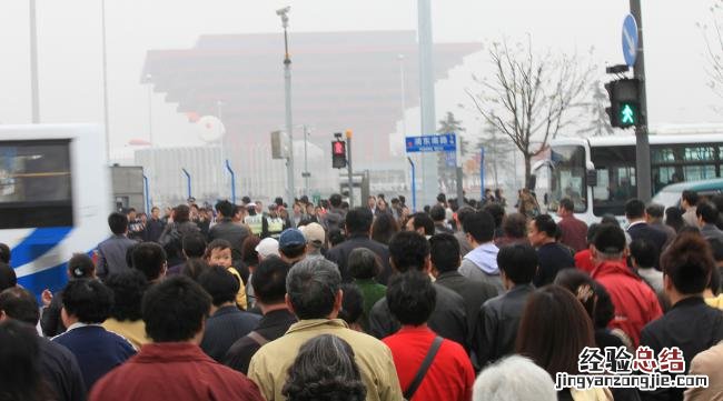 华硕主板怎么设置第一启动