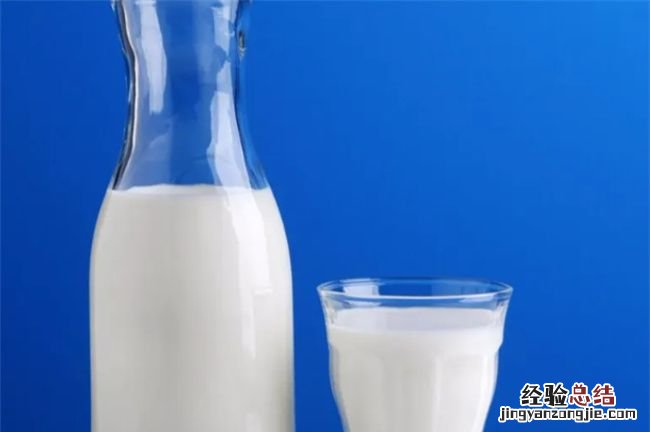 孕妇喝水有哪些误区,怀孕期间可以同房吗?需要注意什么