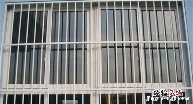 小高层要不要装防盗窗，小高层二楼防盗窗要装死吗