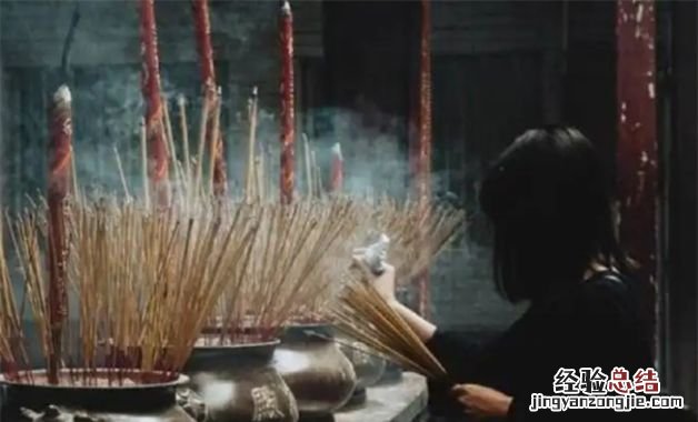 上香的时候不小心把香弄断了什么预兆