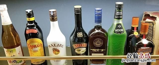 利口酒和葡萄酒你更喜欢喝哪种?为什么呢