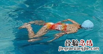 蛙泳换气用鼻子还是嘴，蛙泳换气在水下全部吐尽嘛