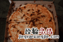 蟑螂爬过的食物吃了有什么危害 蟑螂吃什么食物生存