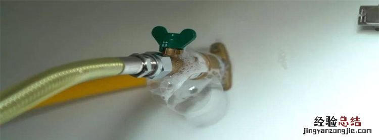 家用煤气泄漏的处理措施，在家里发现煤气泄漏时应该怎么做