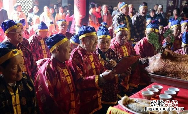 九月初九重阳节的风俗是什么，重阳节有哪三个风俗 重阳节介绍