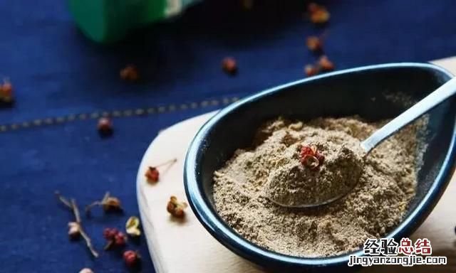 椒盐排骨之类的菜,椒盐都有哪些调料组成的