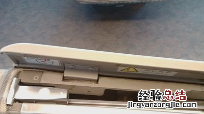 动车一等座有哪些福利,高铁上的一等座有什么待遇