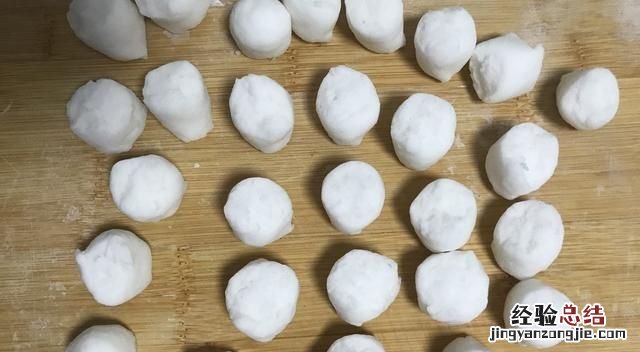 透明饺子皮是什么粉做的