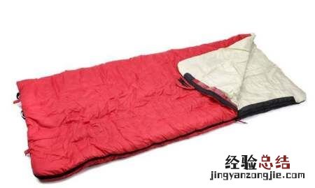 怎么选择露营睡袋，露营新手如何选择露营装备呢