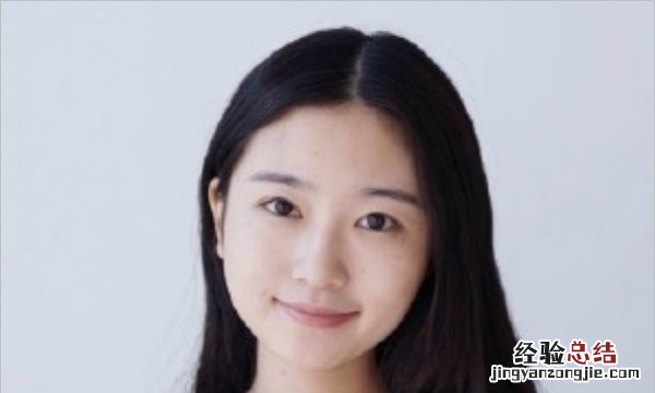 空气刘海是什么样子的,三招教你在家也轻松剪出空气刘海