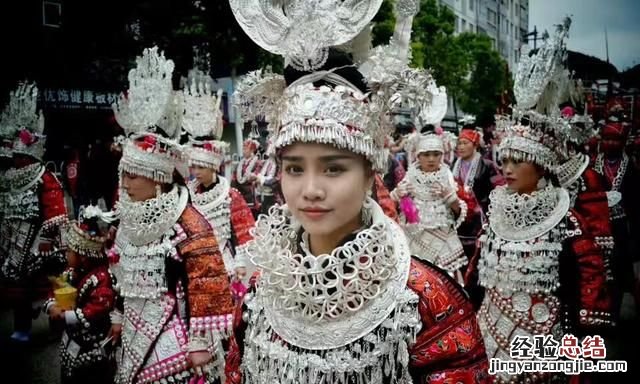 少数民族的特色节日有哪些,把你知道的节日内容写一写