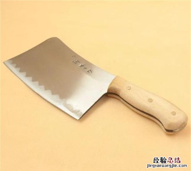 怎么快速的剥大蒜,想买到一把无惧大蒜的刀 听听专家支的招儿