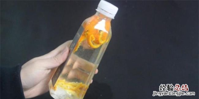 你家有吃剩的橘子皮,吃剩的橘子皮可以直接放进盆栽里面吗