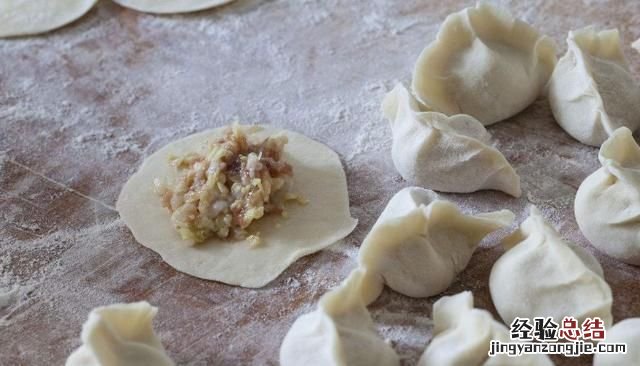 饺子和馄饨究竟有什么本质区别,馄饨和饺子有什么区别吗