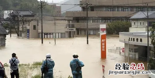 超强台风南玛都，日本遭遇数十年来最具破坏力台风