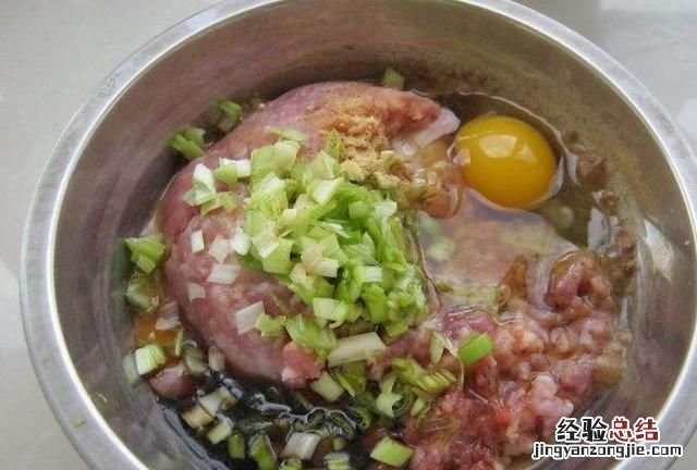 四喜丸子怎么做,四喜丸子怎么做不会裂开