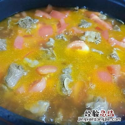 电饭煲西红柿炖牛肋条 牛腩西红柿怎么做好吃又简单