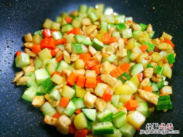 这才是鸡胸肉最好的做法 鸡胸肉怎么做才好吃不柴