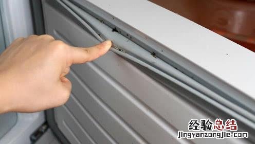 冰箱结冰怎么办教你一招轻松解决 怎样把冰箱里面的冰快速除掉