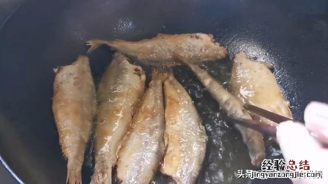 咸鱼好吃的最简单方法 晒干的咸鱼怎么做好吃