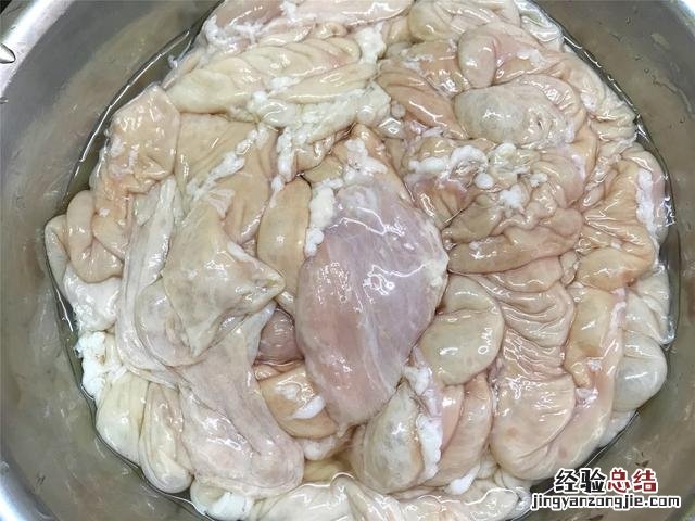 猪大肠要怎么清洗才干净 猪大肠怎么清洗最干净无异味