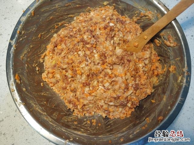 羊肉饺子馅怎么做才不膻 羊肉馅饺子怎么调馅的做法大全