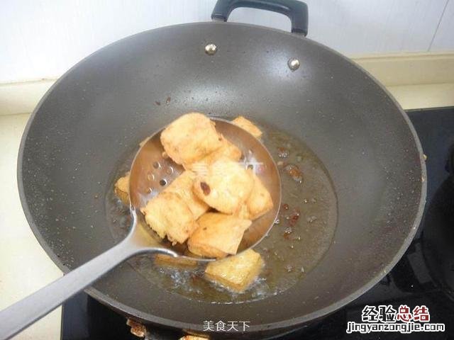 臭豆腐怎么做好吃的最简单方法 臭豆腐怎么制作方法