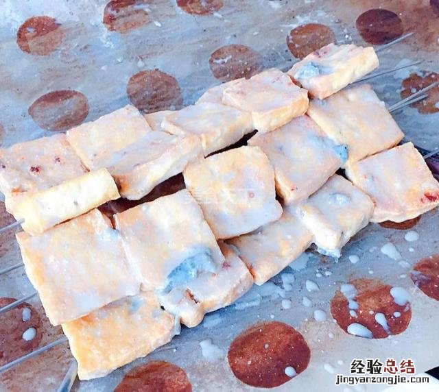 臭豆腐怎么做好吃的最简单方法 臭豆腐怎么制作方法